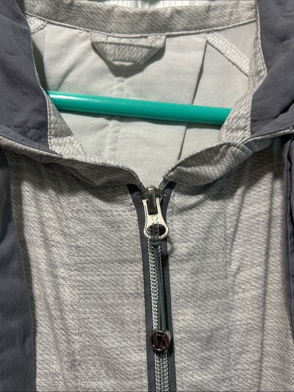 lululemon athletica Light Gray Hooded Summer Jacket - Picture 9 of 9